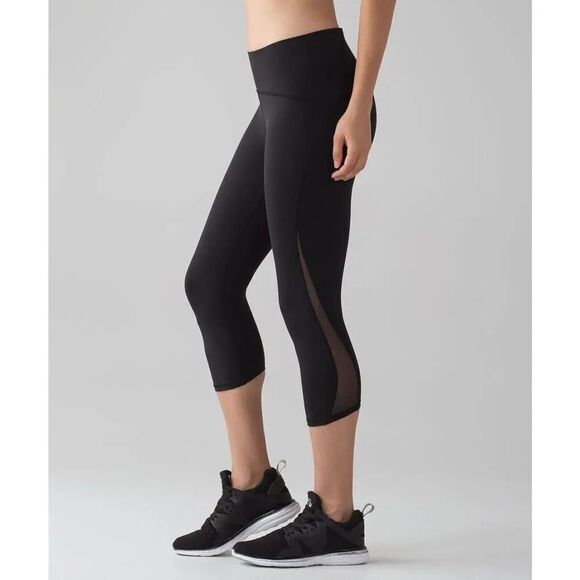 Lululemon Train Times Crop (17") - Picture 1 of 5